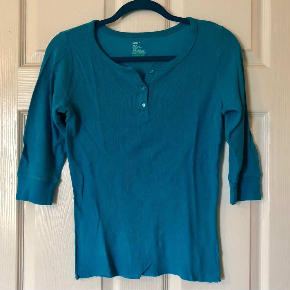 Gap 3/4 Length Sleeve Tee